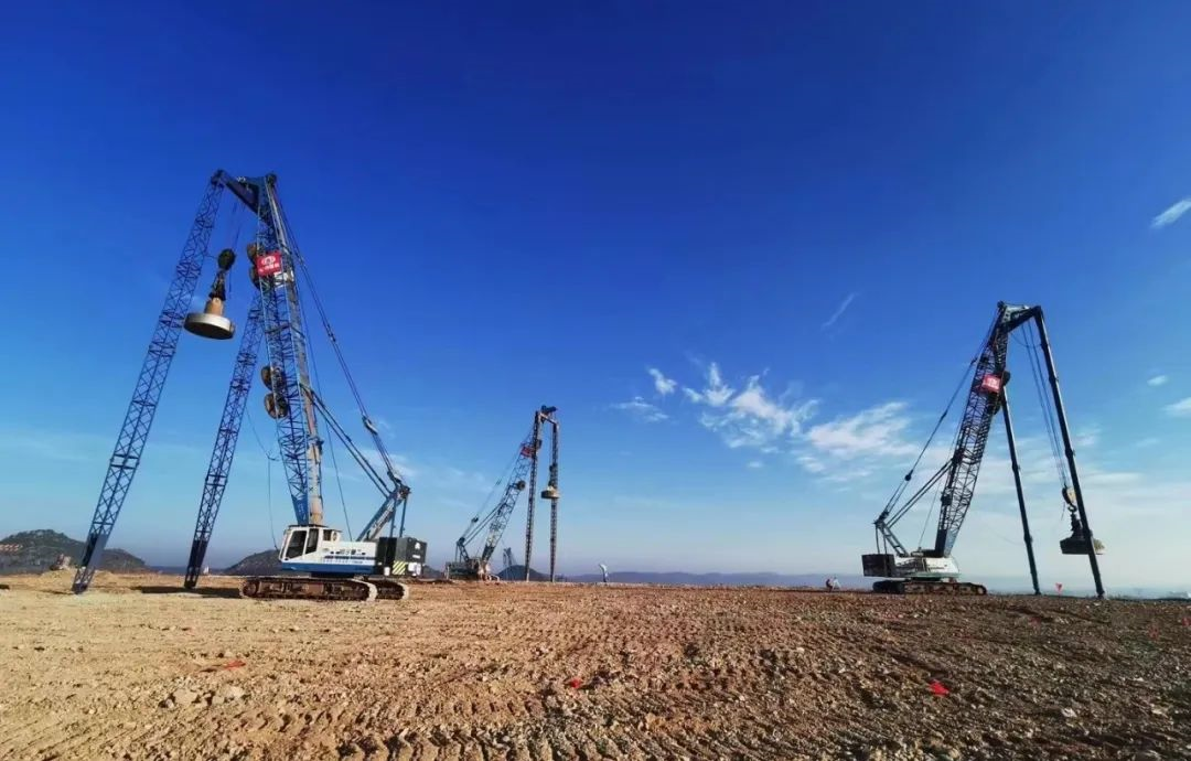 【復(fù)工必看】強(qiáng)夯機(jī)開(kāi)工前檢查保養(yǎng)有講究 圖片